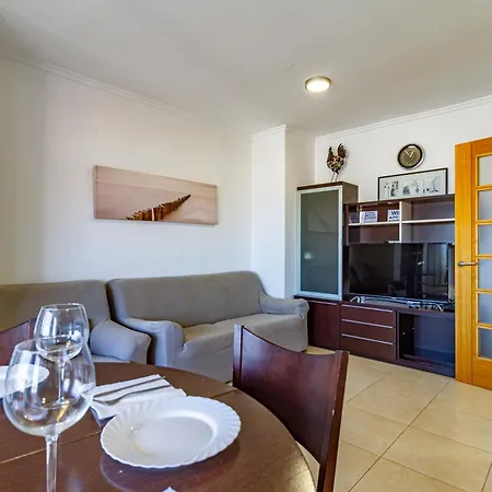 Penthouse Sea View, Pool, Terrace, 2 Bedrooms *